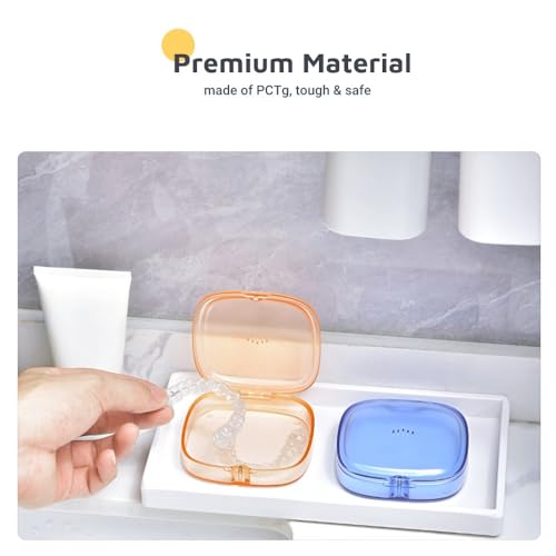 Slim Transparent Aligner Case with Magnetic Closure, Small Compact Retainer Holder Fits