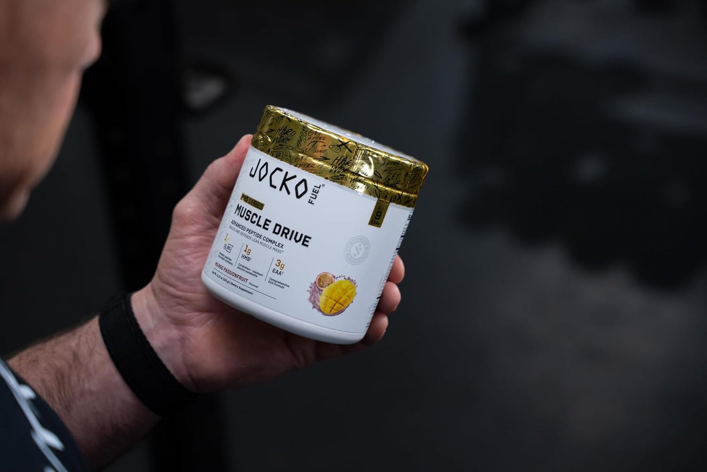 Jocko Fuel Muscle Drive Pro Series, Mango Passionfruit, HMB, Di-Leucine, EAAs, Protects Lean Muscle Mass & Breakdown, Aids Recovery, Natural Appetite Suppressant, No Bloat, Zero Sugar, 30 Servings