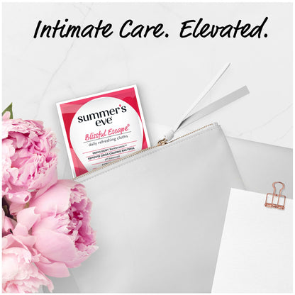 Summer's Eve Blissful Escape Daily Refreshing Feminine Wipes, Removes