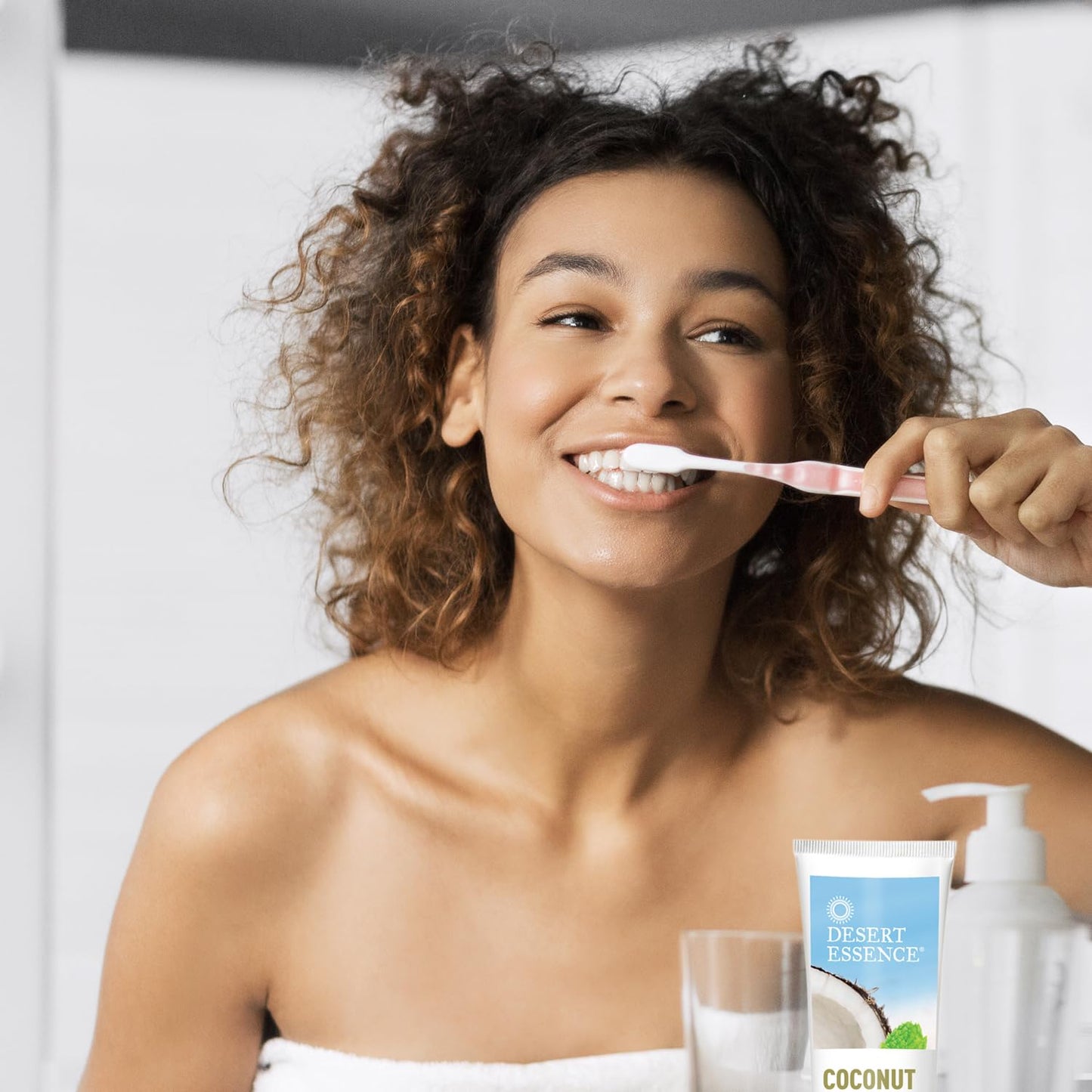 Desert Essence Tea Tree Oil Toothpaste - Coconut Mint - 6.25 Oz - Refreshing Taste - Complete Oral Care - Baking Soda - Sea Salt - Pure Essential Oil - Fights Against Sugar Acids - Zinc Citrate