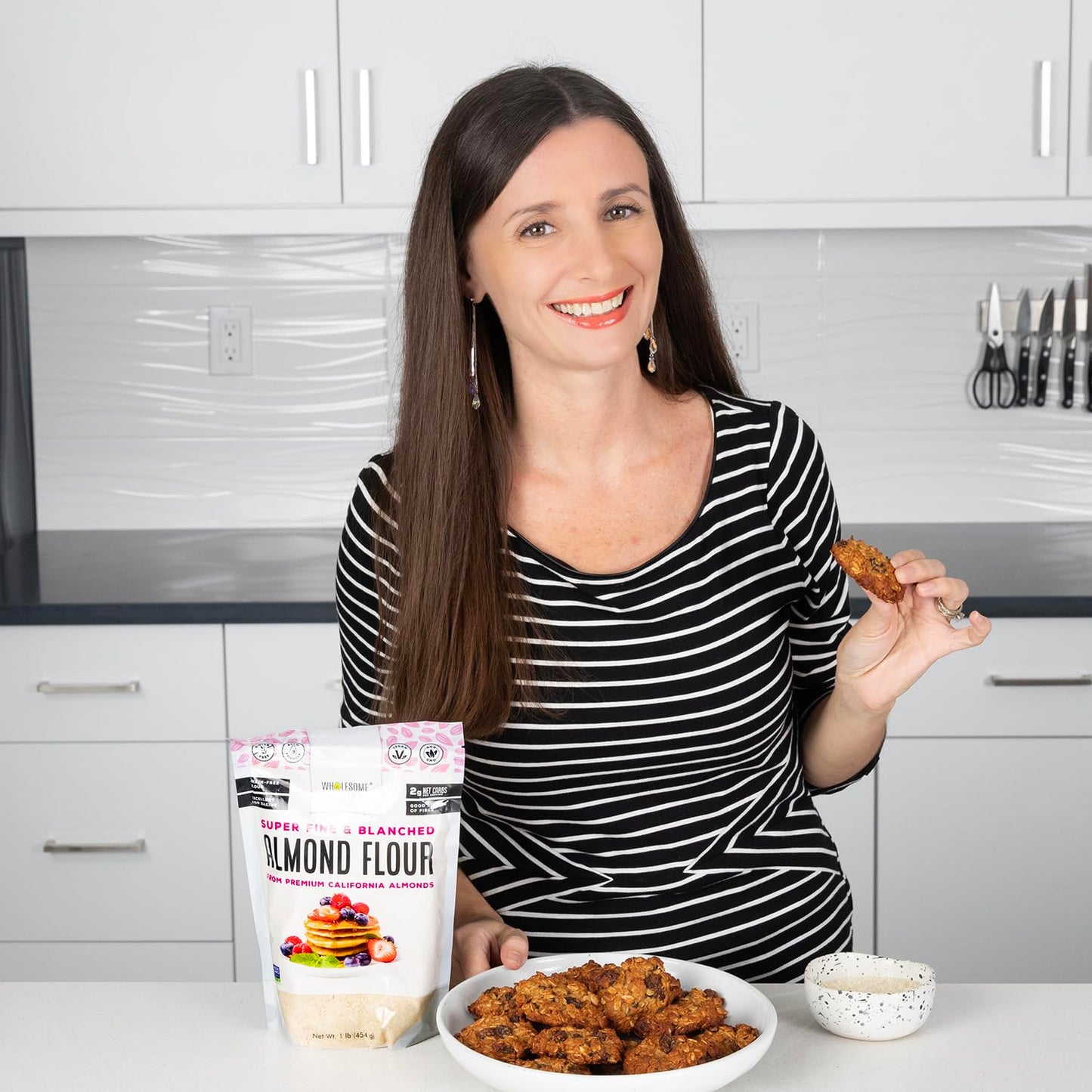 Wholesome Yum Premium Fine Blanched Almond Flour For Baking, Keto, Low Carb | Gluten Free, Keto Friendly All-Purpose Flour Substitute With Ground Almonds. Very Fine Grind, Made in USA (16oz / 1lb)