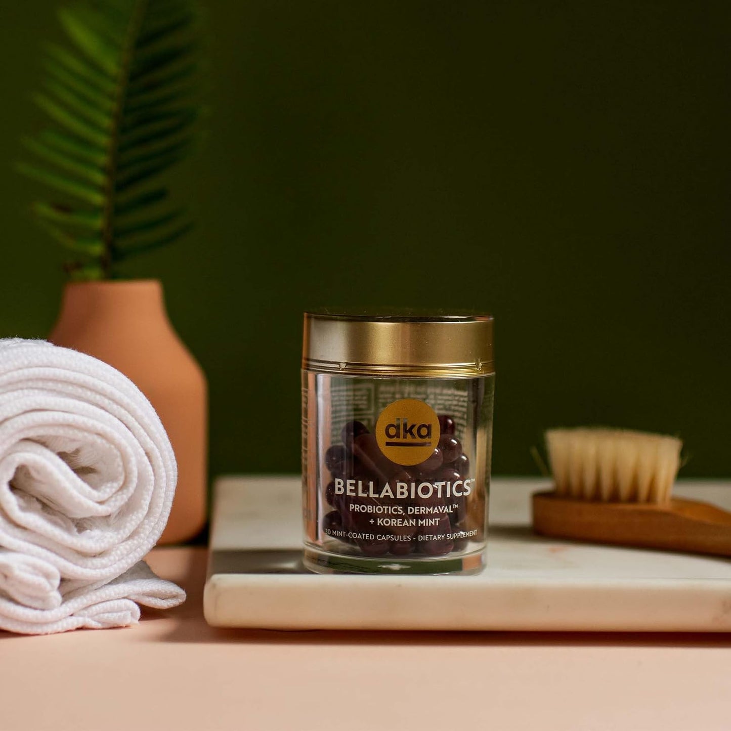 Dr. Kellyann Bellabiotics Probiotic Capsules for Digestion & Skin Health (30 Capsules) – Supports Gut & Skin Health