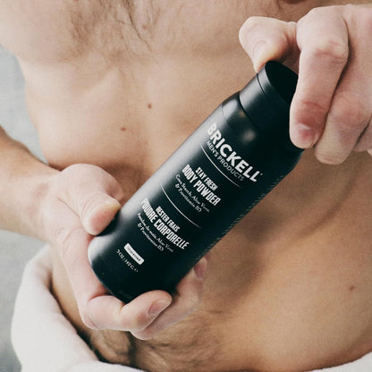 Brickell Men's Products Stay Fresh Body Powder for Men, Talc-Free, Absorbs Sweat, Keeps Skin Dry, With Aloe, Pro-Vitamin B5, and Corn Starch, 5 oz, Unscented