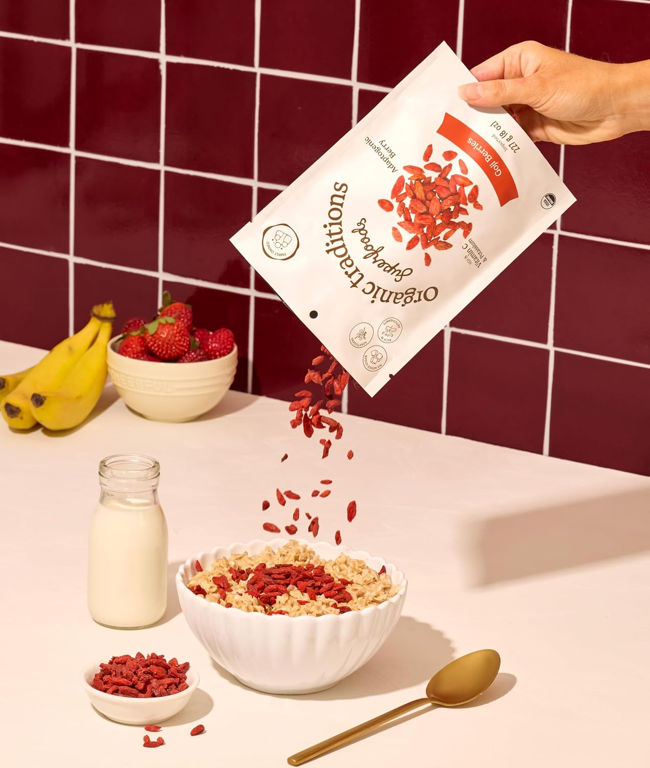 Organic Traditions Goji Berries, Organic Dried Whole Superfruit, Naturally Sweet Berry Flavor With Vitamins, Minerals And Antioxidants, Superfood and Snack For Tea,And Everyday Recipes, 227g / 8oz