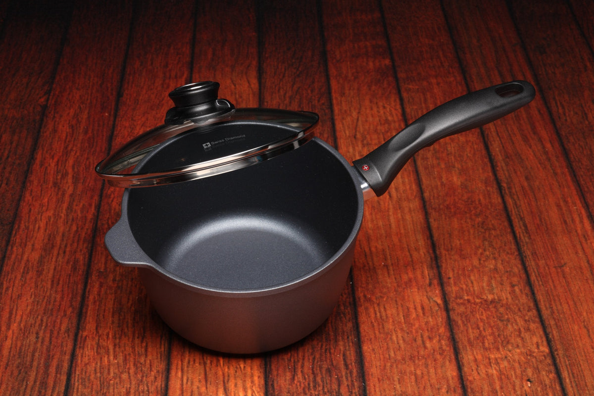 Swiss Diamond 8 Inch, 3.2 Quart Saucepan HD Nonstick Diamond Coated Aluminum Sauce