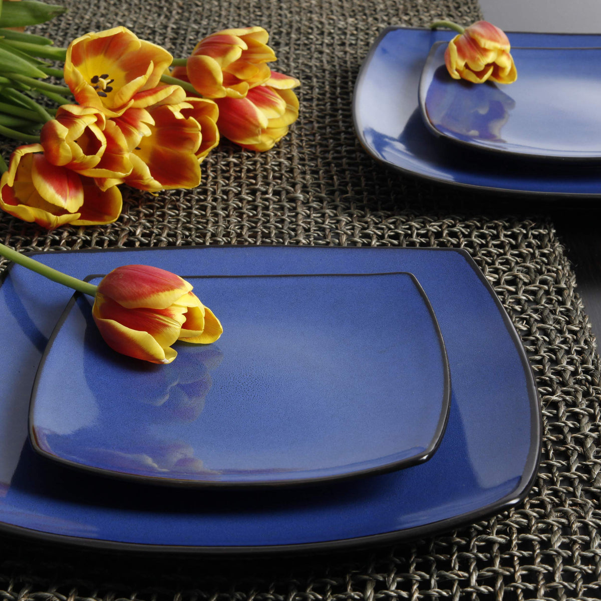 Gibson Soho Lounge Square Reactive Glaze Stoneware Dinnerware Set, Service for 4