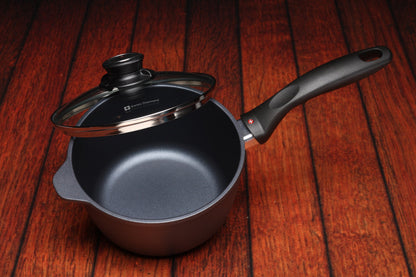 Swiss Diamond 7" 2.2 Quart Saucepan HD Nonstick Diamond Coated Aluminum Saucepan