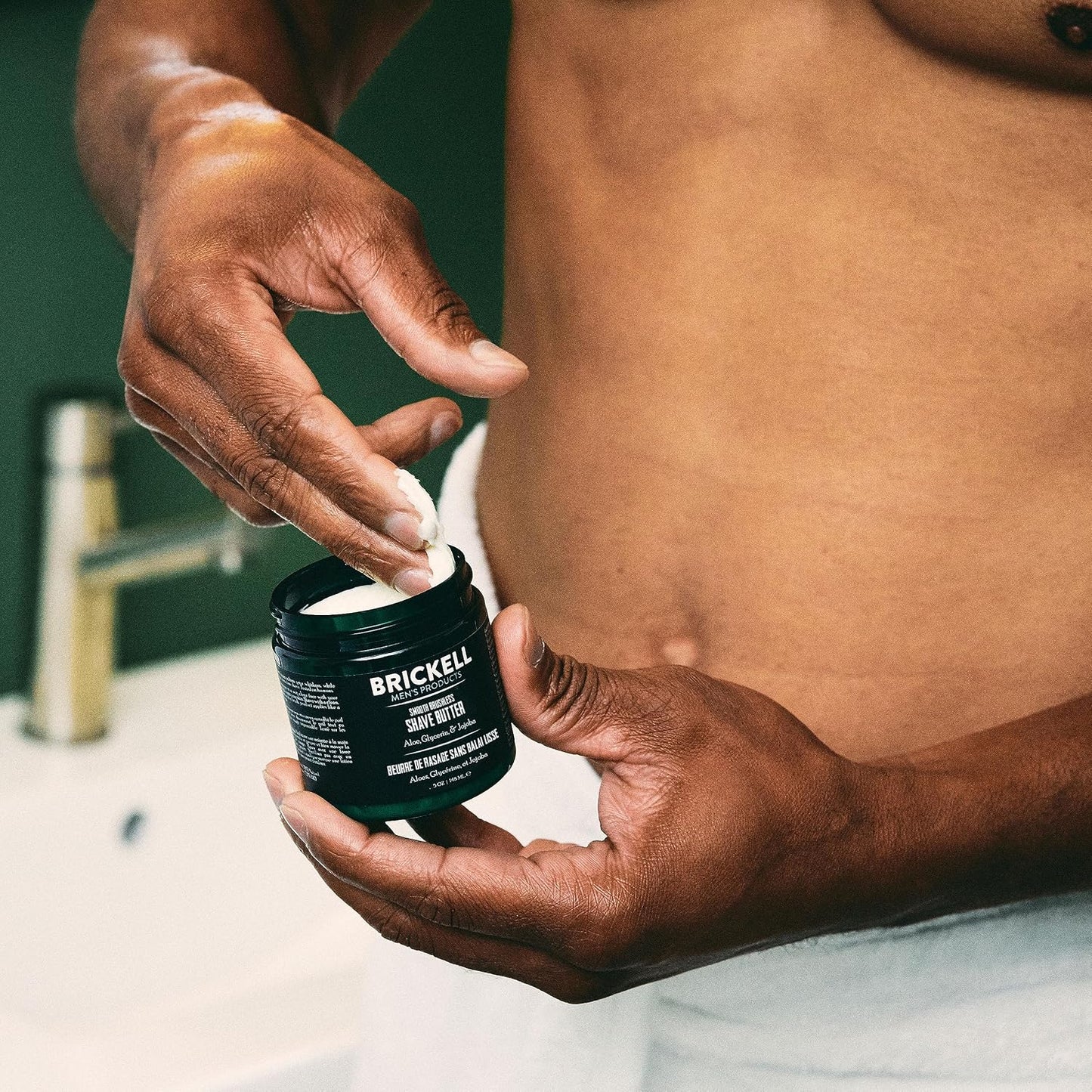 Brickell Men's Smooth Brushless Shave Butter for Men, Smooth Shaving Butter to Fight Nicks, Cuts and Razor Burn, With Shea Butter, Jojoba Oil, and Vitamin E, 5 Ounce, Scented