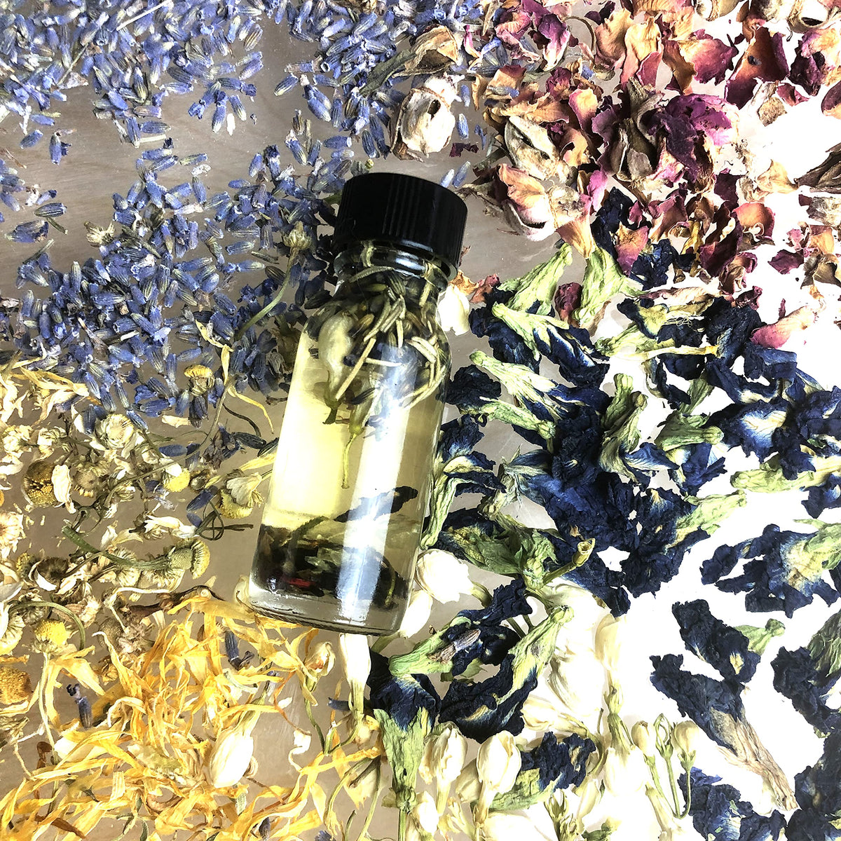 Rich Bitch Oil by New Moon Vibes - Attract Luxury Lavish Lifestyle Abundance Success Wealth